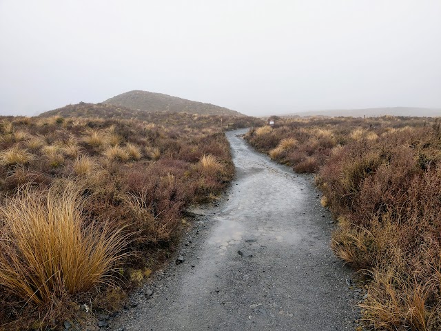 Tongariro Alpine Crossing Mangatepopo Valley