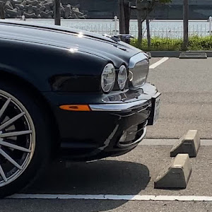 XJ J80RA