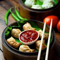 Juicy Momos photo 5