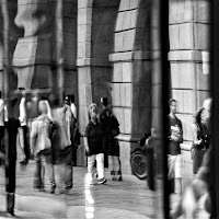 Street people in the mirror di 