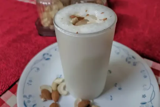 Meethi Lassi