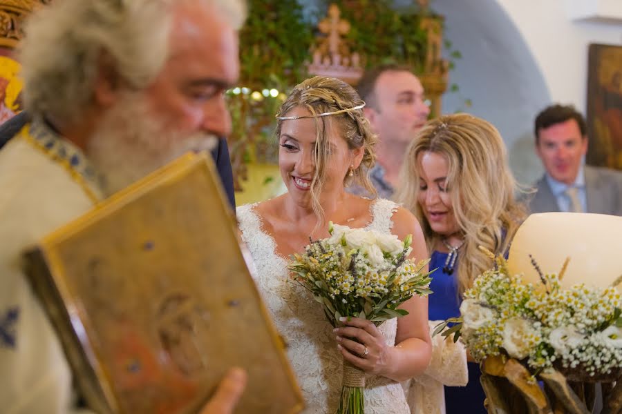 Fotógrafo de casamento Pantelis Ladas (panteliz). Foto de 25 de março 2020