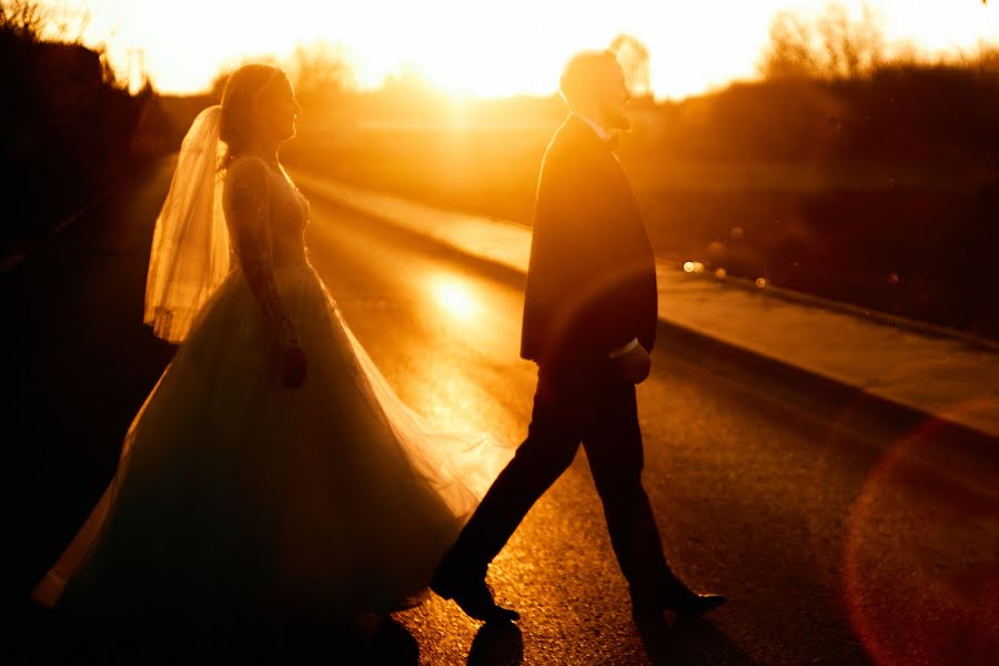 Wedding photographer Robert Słomski (fotoslomski). Photo of 26 May 2022