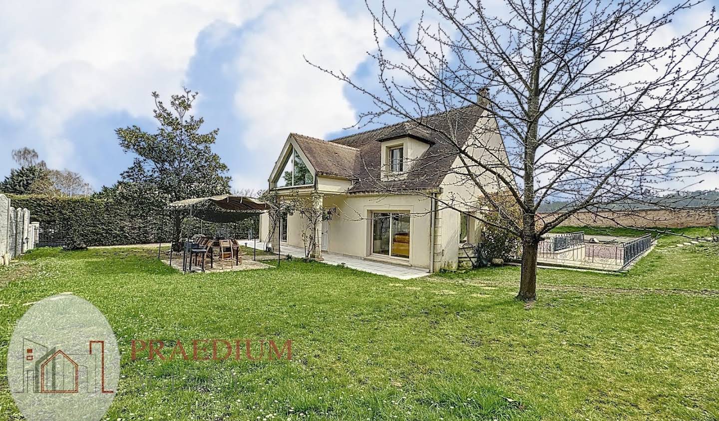 Maison avec jardin et terrasse Chambourcy