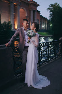 Wedding photographer Asya Sharkova (asya11). Photo of 9 August 2022