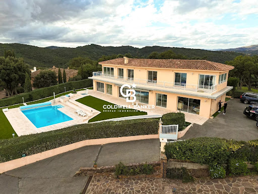 Maison avec piscine 4