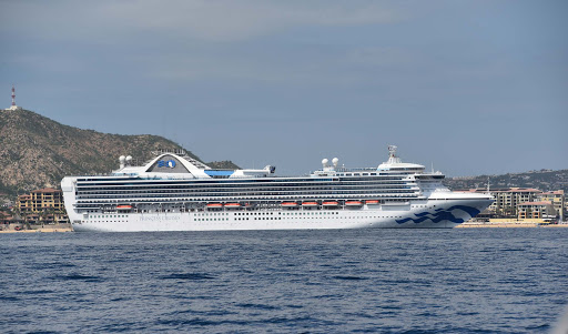 grand-princess-in-cabo.jpg - Grand Princess anchored in the Sea of Cortez.