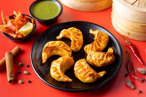 Chicken Tandoori Momos (6Pcs)