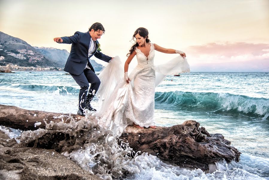 Wedding photographer Emanuele Greco (emanuelegreco). Photo of 26 July 2019