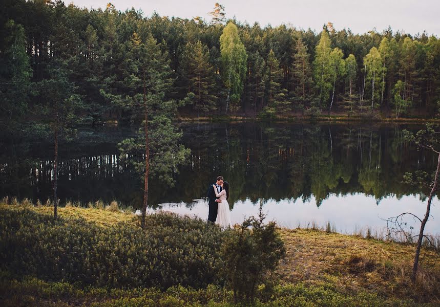 Fotograf ślubny Aneta Lewińska (blackonephotos). Zdjęcie z 3 lipca 2019