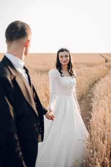 Fotógrafo de casamento Pavel Lazurko (pavellfoto). Foto de 3 de agosto 2023