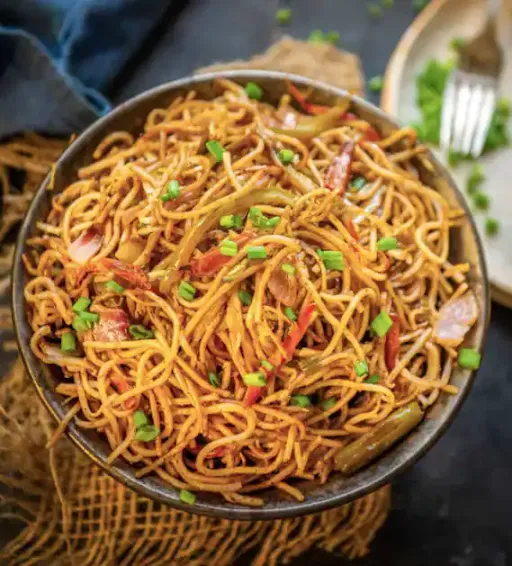 Veg Hakka Noodles