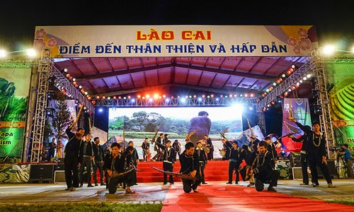 Du lịch Sapa, đặc sắc đêm hội Du lịch mùa hè 2016