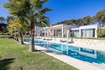 villa à Mougins (06)