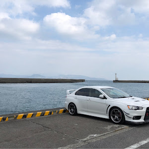 ランサーエボリューション X