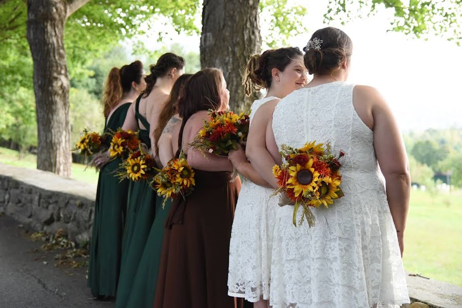 Fotografo di matrimoni Karlie Cappuccilli (karliecappuccill). Foto del 10 marzo 2020