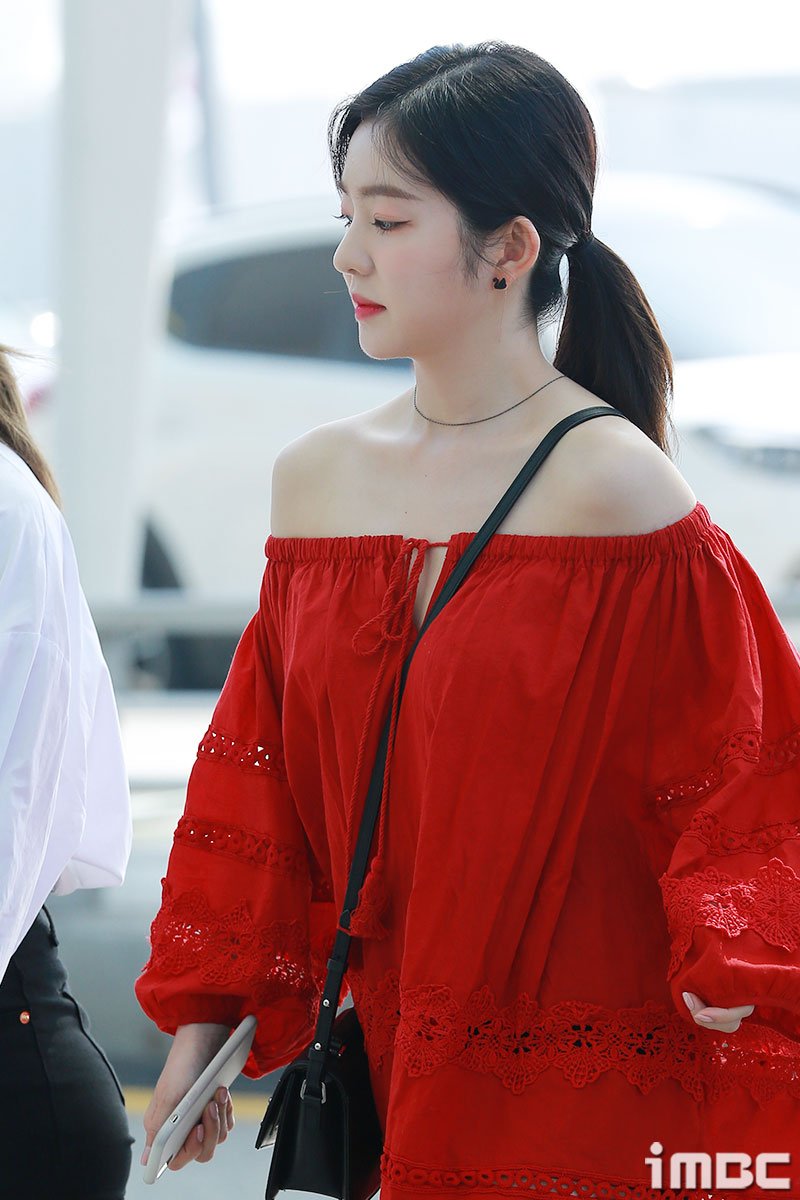 Red Velvet’s Stylist Once Again Under Fire For Irene’s Dress