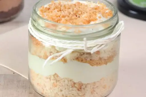 Butterscotch Cake In Jar [1 Piece]