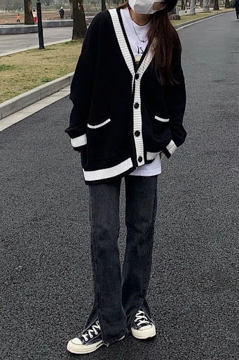 Title 11, Contrast Color Knitted Cardigan Ins Slouchy Swe...