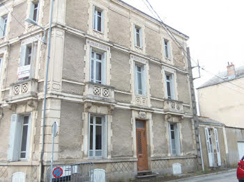 maison à Parthenay (79)