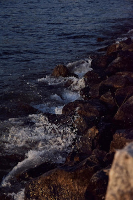 Contro le rocce  di martacolo