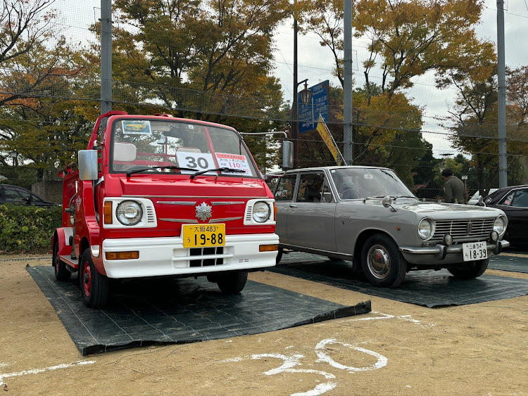 ステップワゴンの茨木ヴィンテージカーショー・クラシックカーショー・旧車イベント・昼呑み最高・茨木ノスタルジックカーに関するカスタム事例の投稿画像17枚目