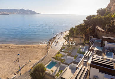 Appartement avec terrasse et piscine 20