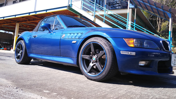 Z3 ロードスターのタイヤ交換・bmw・夏仕様・東北はまだ寒いに関するカスタム事例の投稿画像2枚目