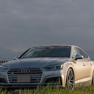 S5 スポーツバック B9
