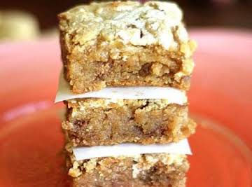 Reese's Fluffernutter Blondies