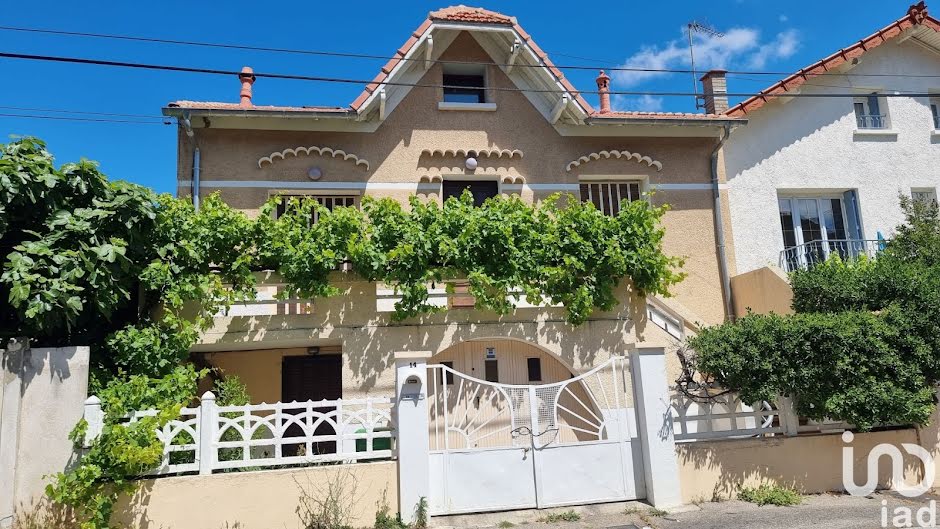 Vente maison 8 pièces 145 m² à Avignon (84000), 225 000 €