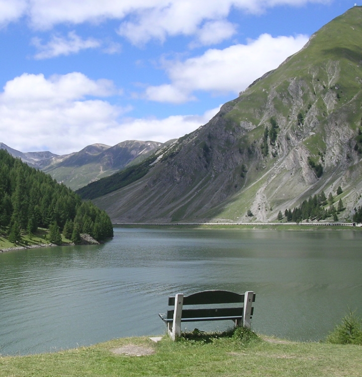 Davanti al lago di pirata