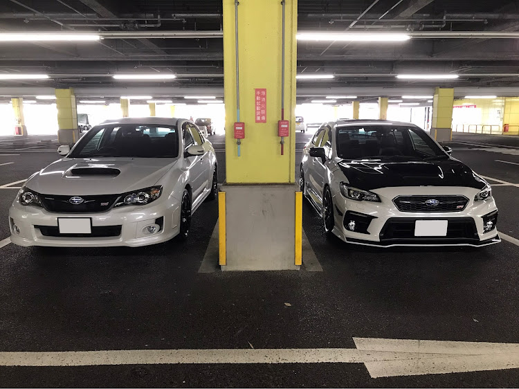 WRX S4のKuhl Racing・インプレッサ・WRX・ドラレコ・マイクロSDカードに関するカスタム事例の投稿画像1枚目
