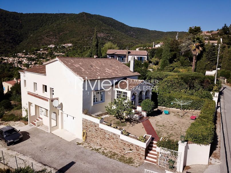 Vente villa 7 pièces 181 m² à Rayol-Canadel-sur-Mer (83820), 1 092 000 €