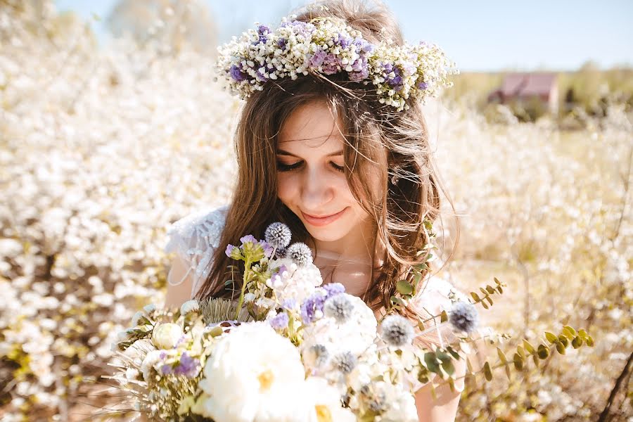 Wedding photographer Olga Kuksa (kuksa). Photo of 10 May 2017