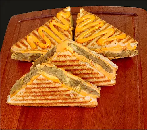 Spicy Jain Masala Grill Sandwich