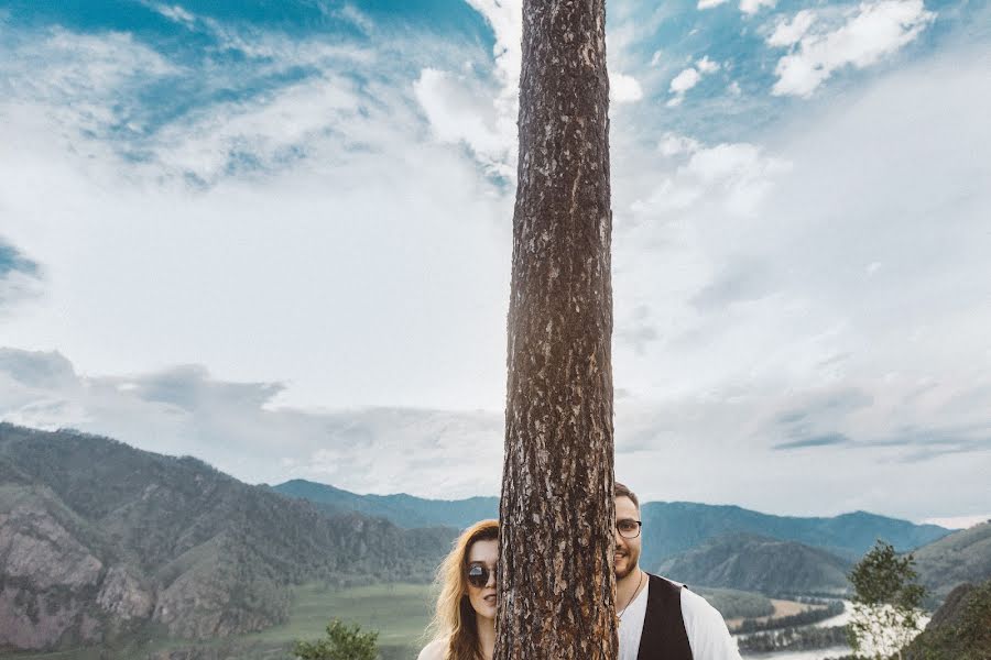 Wedding photographer Denis Kalinkin (deniskalinkin). Photo of 17 February 2019