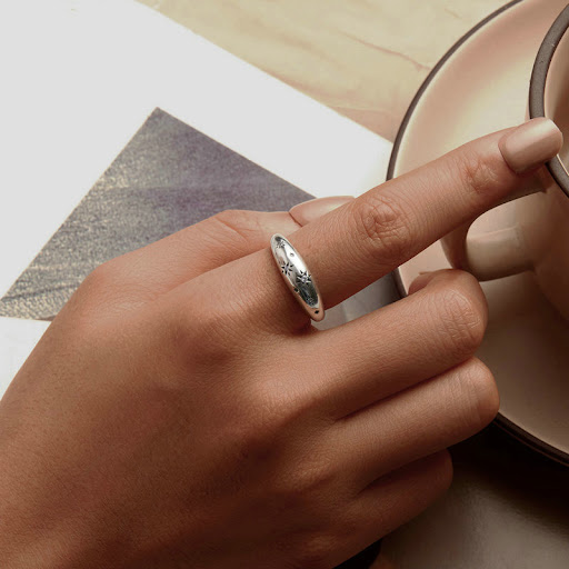 Title 1, Simple Elegant Star Ring For Men and Women Deli...