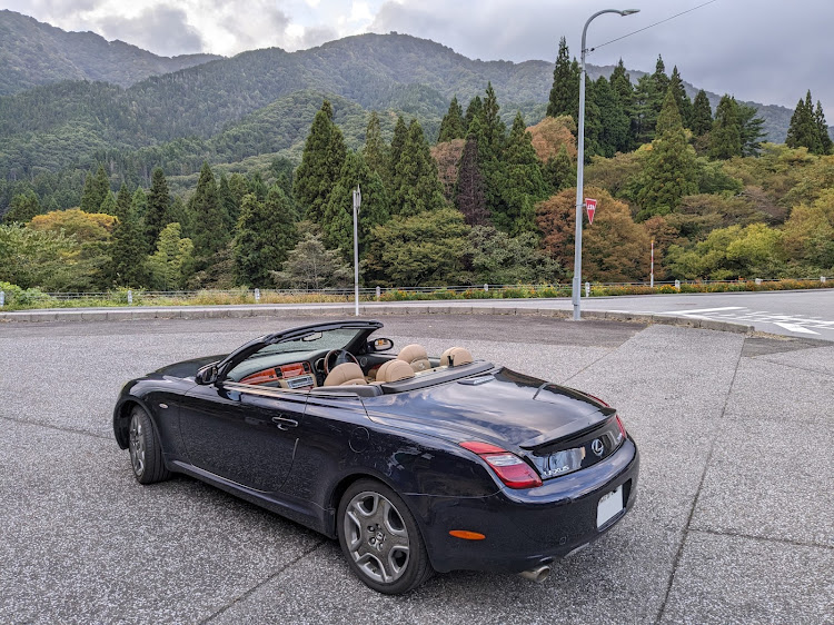 SCの紅葉と愛車・sc430・Lexus・ドライブ・滋賀に関するカスタム事例の投稿画像2枚目