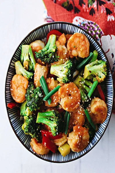 Stir Fry Prawn And Broccoli In Garlic Sauce