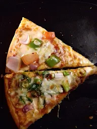 Kaju's Pizza photo 4