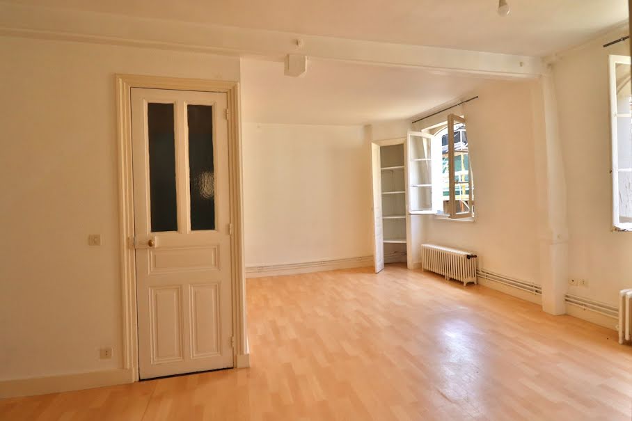 Vente appartement 1 pièce 44.75 m² à Troyes (10000), 90 000 €