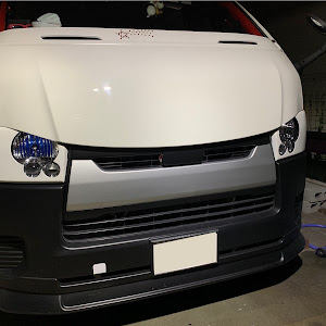 ハイエースバン