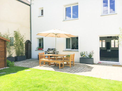 Maison avec jardin et terrasse 2