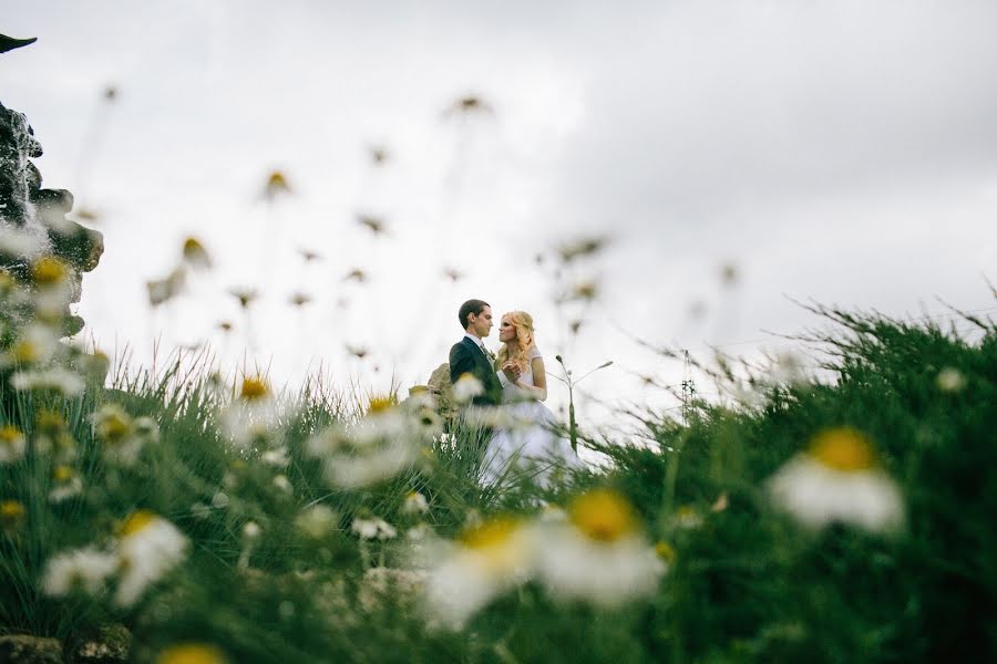 Fotógrafo de casamento Roman Kozhin (dzhin09). Foto de 18 de agosto 2014