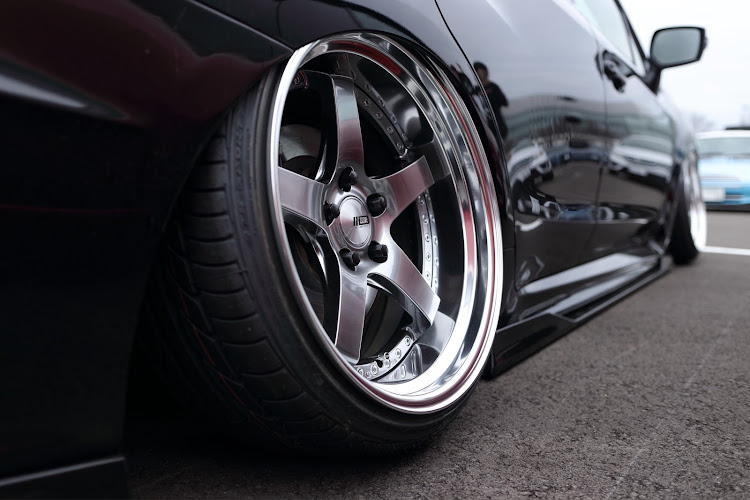 レヴォーグのレヴォーグ・仕様変更・SSR wheels・エアサス・オフセットミスに関するカスタム事例の投稿画像3枚目