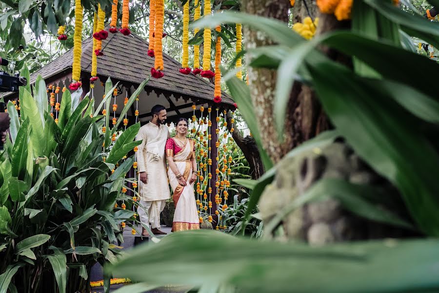 Fotografo di matrimoni Elena Shapetko (elenashapetko). Foto del 10 maggio 2022