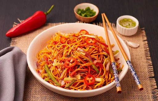 Veg Chilli Garlic Noodles