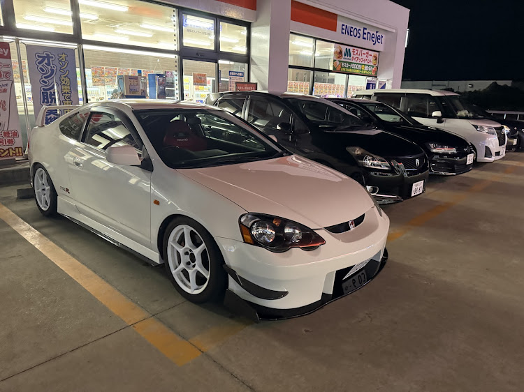 インテグラのHONDA・タイプR・インテグラ DC5に関するカスタム事例の投稿画像1枚目