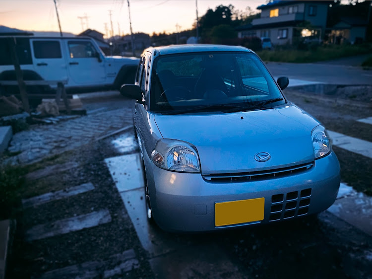 エッセの洗車、コーティング・気になる時期・ピカピカ✨・夕方の風景・リフレッシュに関するカスタム事例の投稿画像4枚目